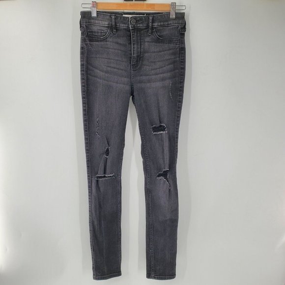 Hollister Distressed Black High Rise Super Skinny‎ Jeans Womens Size 3R W26 L30 - Picture 1 of 7